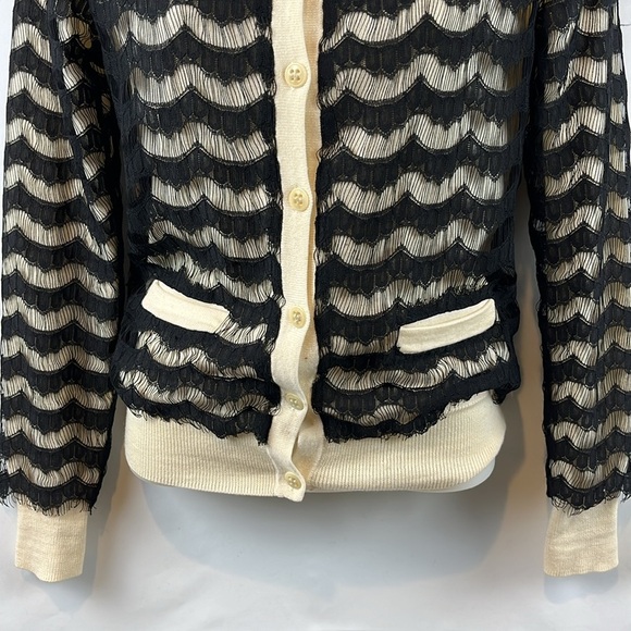 Trina Turk Eyelash Lace Overlay Black Cream Merino Wool Cardigan‎ Sweater Size P - Picture 6 of 9